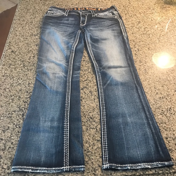 Rock Revival Boot-Cut Rima with Rhinestones - Picture 6 of 8